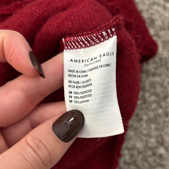American Eagle Outfitters Burgundy Crewneck Sweater - Picture 3 of 7